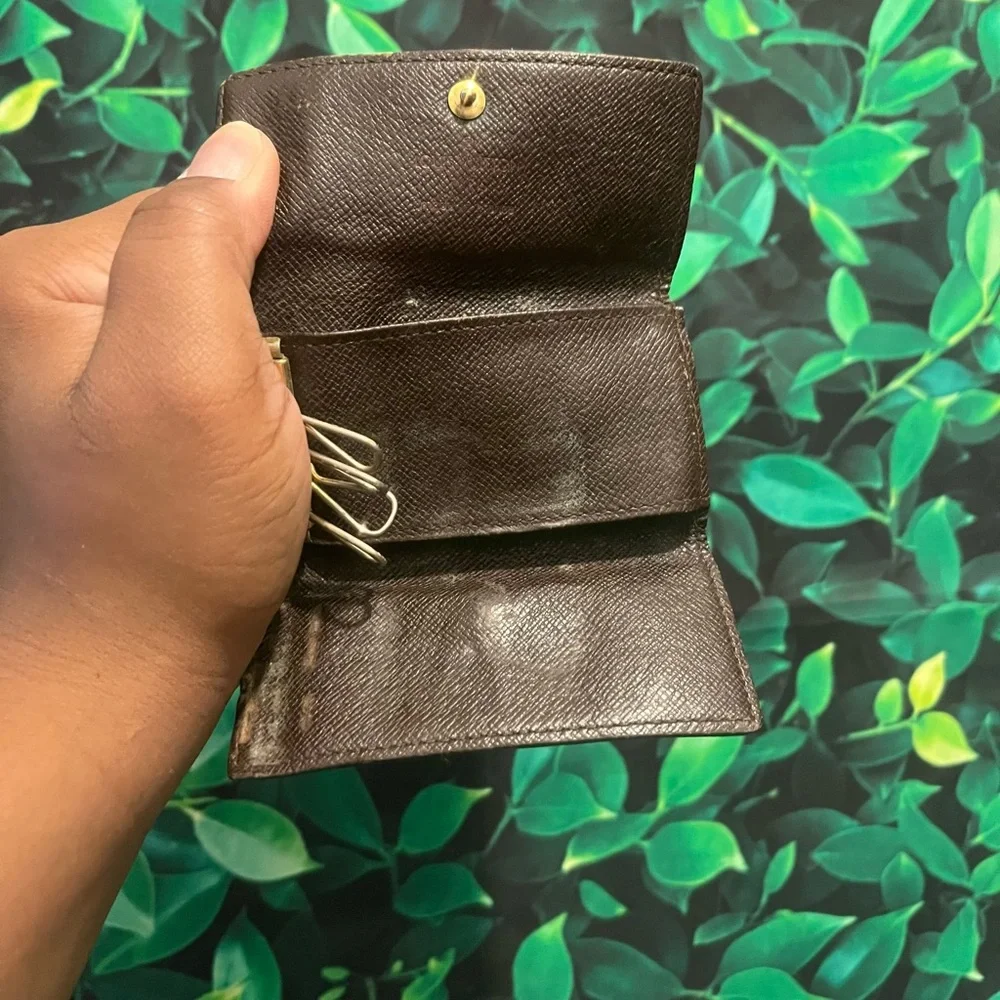Lv damier ebene keyholder